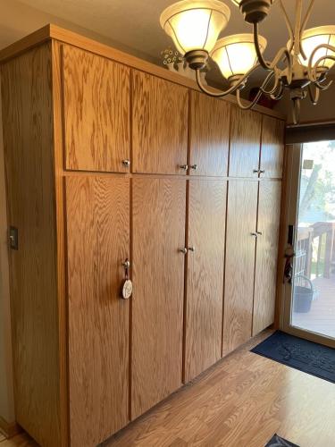 cabinet stain and lacquer omaha